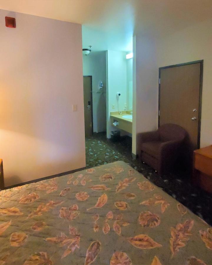 Quality Inn & Suites Pinedale Buitenkant foto
