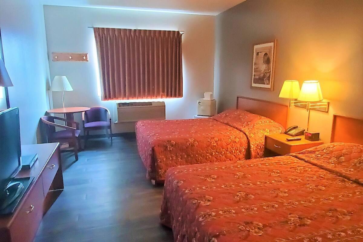 Quality Inn & Suites Pinedale Buitenkant foto